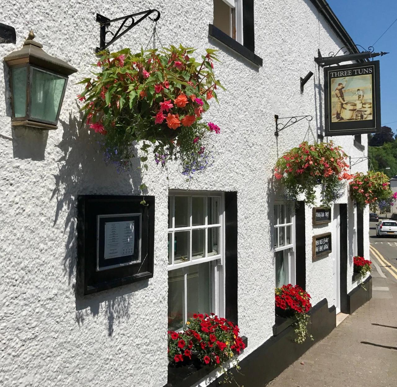 The Three Tuns Ξενοδοχείο Chepstow Εξωτερικό φωτογραφία